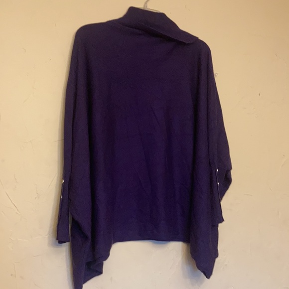 Purple Turtle Neck - Picture 4 of 4